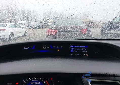 2015 Honda Civic Hybrid z USA, uszkodzony, nr VIN 19XFB4F27FE000064